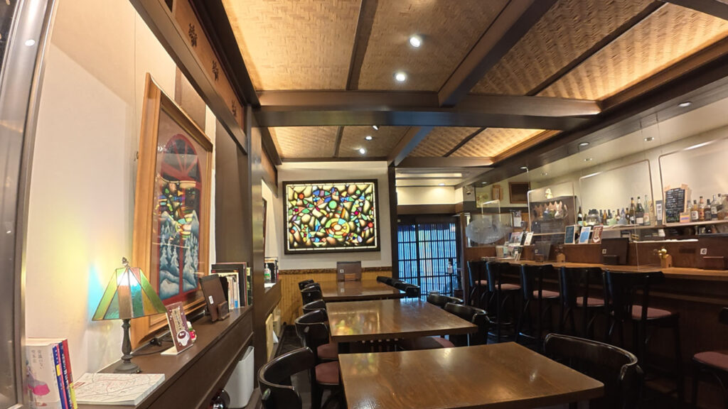 おしゃれな店内。谷根千らしい情緒を感じます。